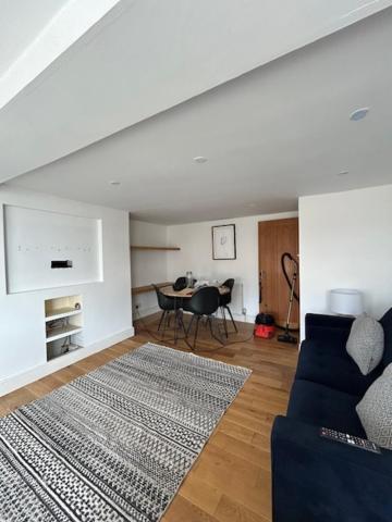 ブライトンGarden Square Central 2 Bed & Sea-Viewアパートメント エクステリア 写真